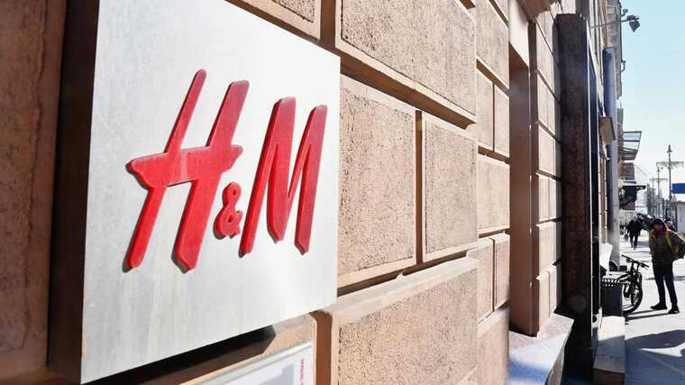 Суд арестовал счета H&M в России из-за долгов на 76 миллионов рублей